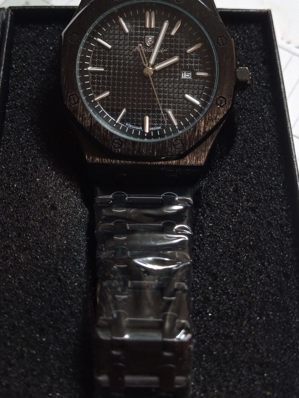 POEDAGAR Model 924B Men’s Quartz Wristwatch